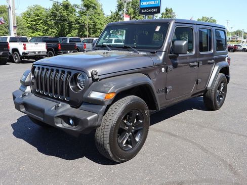 Used 2020 Jeep Wrangler Unlimited Sport AWD/4WD image 32