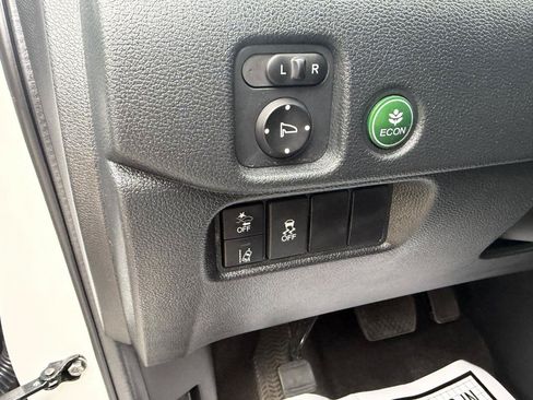 Used 2022 Honda Pilot Sport image 30