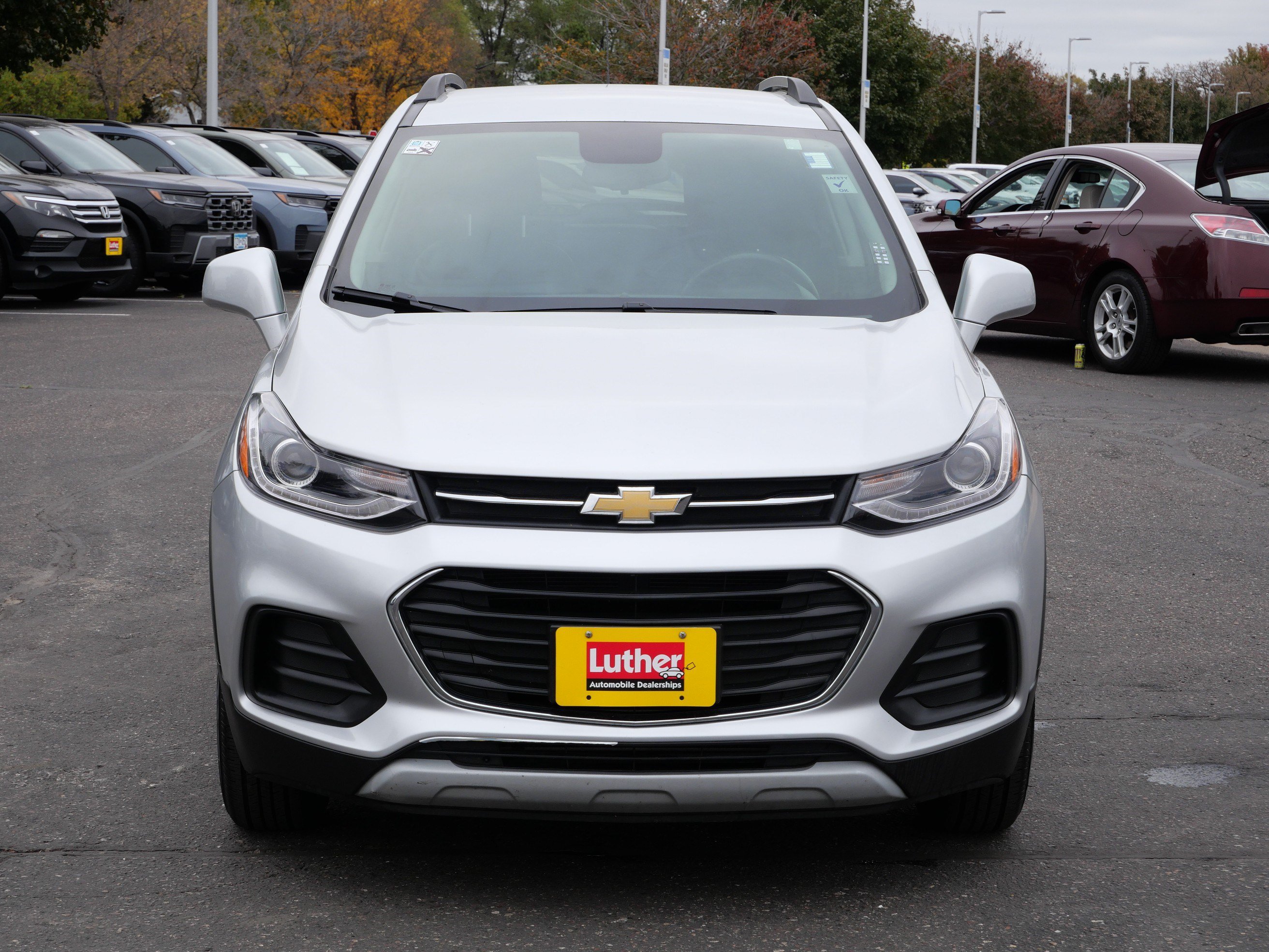 Used 2017 Chevrolet Trax LT w/ LT Convenience Package AWD/4WD image 2