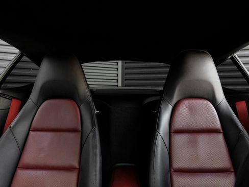 Certified 2018 Porsche 718 Cayman S image 16