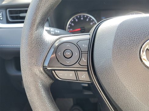 Certified 2022 Toyota RAV4 LE image 21