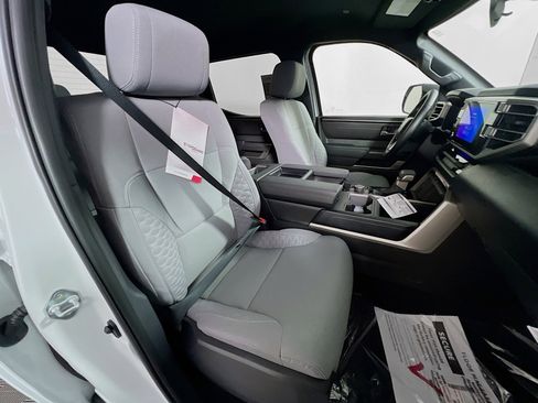 Used 2025 Toyota Tundra SR5 image 31