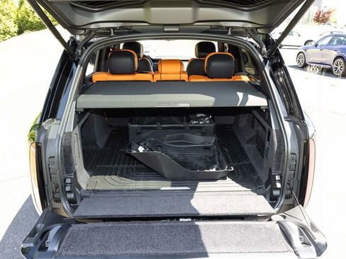 Used 2025 Land Rover Range Rover SE AWD/4WD image 53