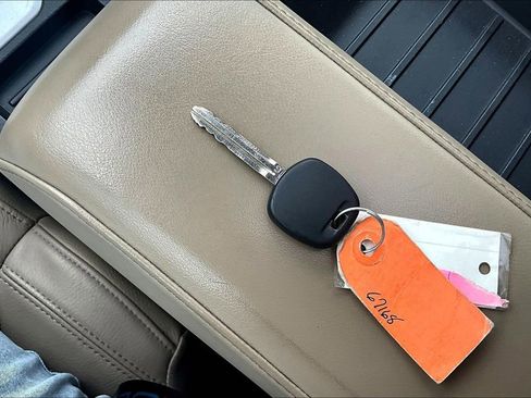 Used 2016 Toyota Tundra Limited w/ Limited Premium Package image 10