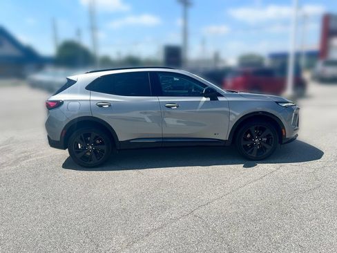 Used 2025 Buick Envision Sport Touring AWD/4WD image 9