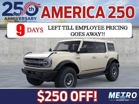 New 2026 Ford Bronco Outer Banks w/ Sasquatch Package AWD/4WD image 2