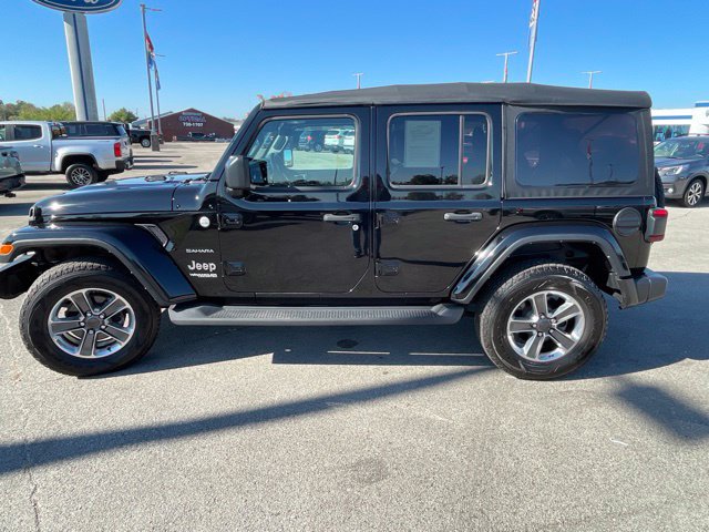 Used 2022 Jeep Wrangler Unlimited Sahara w/ Cold Weather Group AWD/4WD image 5