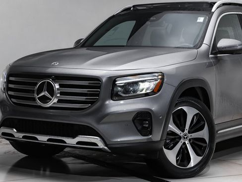New 2026 Mercedes-Benz GLB 250 4MATIC image 2