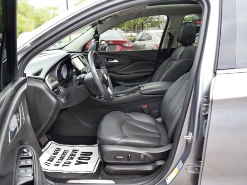 Used 2019 Buick Envision Essence FWD image 34