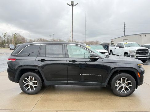 Used 2023 Jeep Grand Cherokee Limited AWD/4WD image 8