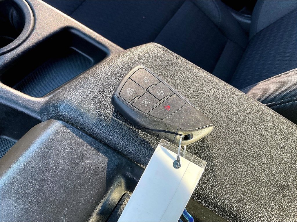 Used 2025 Chevrolet Silverado 1500 LT AWD/4WD image 26