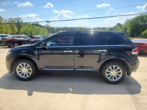 Used 2013 Lincoln MKX AWD image 14