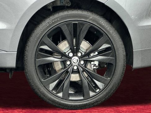 New 2025 Jaguar F-PACE R-Dynamic S AWD/4WD image 10