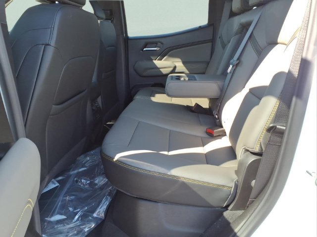 New 2026 Chevrolet Colorado ZR2 w/ Technology Package AWD/4WD image 19