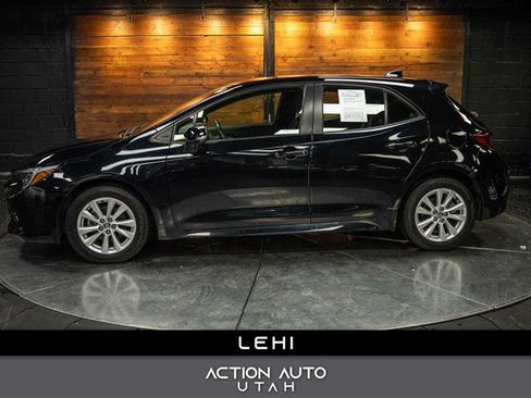 Used 2024 Toyota Corolla SE image 1