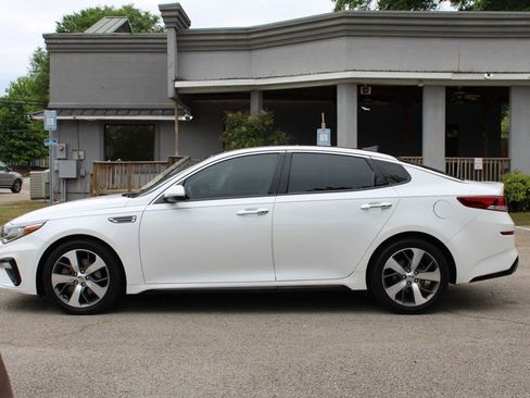 Used 2019 Kia Optima S w/ S Panoramic Sunroof Package FWD image 4
