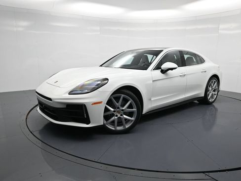 Used 2026 Porsche Panamera image 1