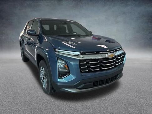 New 2026 Chevrolet Equinox LT FWD image 4