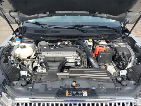 Used 2023 Lincoln Corsair AWD w/ Equipment Group 101A image 8