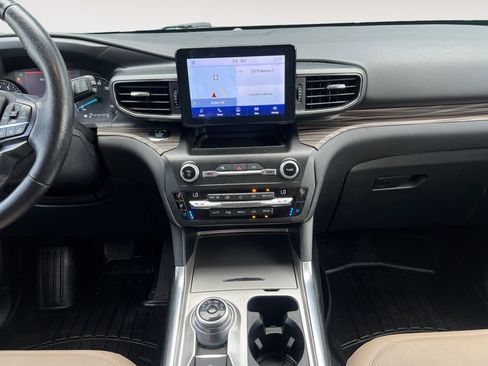 Used 2020 Ford Explorer Limited AWD/4WD image 11