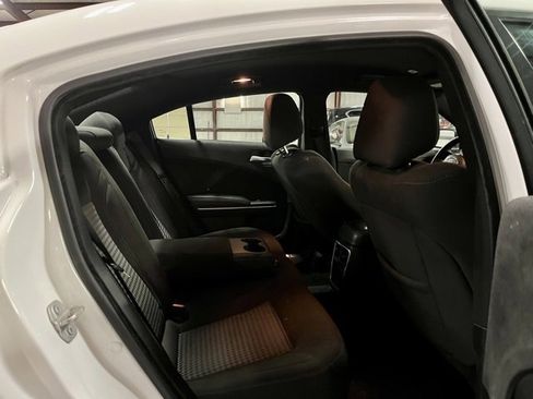 Used 2023 Dodge Charger SXT image 11