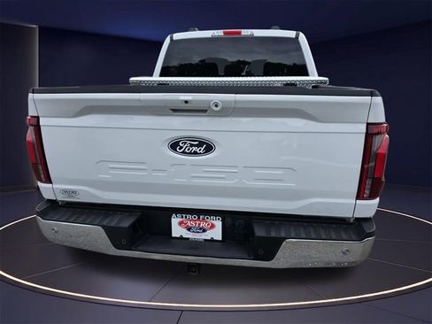 Certified 2025 Ford F150 Lariat w/ FX4 Off-Road Package AWD/4WD image 5