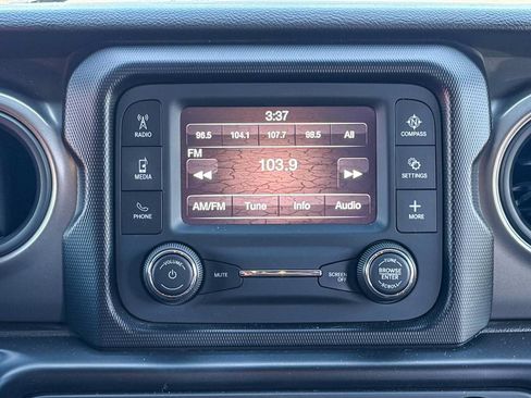 Used 2021 Jeep Wrangler Unlimited Sport AWD/4WD image 14
