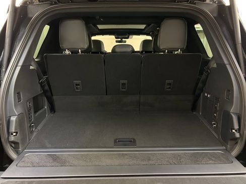 Used 2025 Lincoln Navigator Reserve w/ Jet Appearance Package image 39