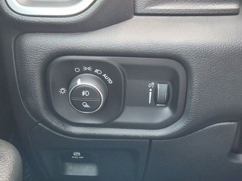 Used 2024 RAM 1500 Lone Star image 25