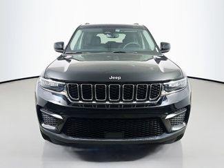 Used 2023 Jeep Grand Cherokee Laredo w/ Luxury Tech Group I RWD video 2