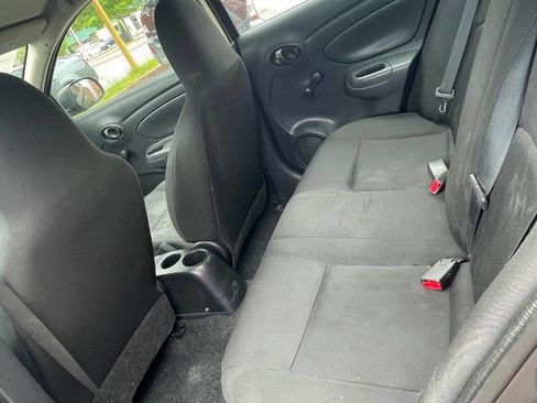 Used 2015 Nissan Versa S image 11
