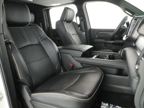 Certified 2024 RAM 2500 Limited image 26