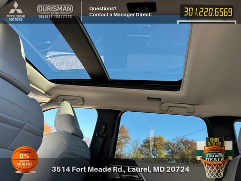 New 2025 Mitsubishi Outlander SE image 17