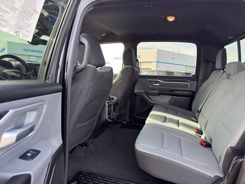 Used 2021 RAM 1500 Big Horn image 31