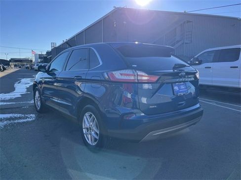 Used 2023 Ford Edge SEL image 5