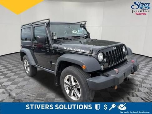 Used 2017 Jeep Wrangler Rubicon w/ Power Convenience Group AWD/4WD image 3