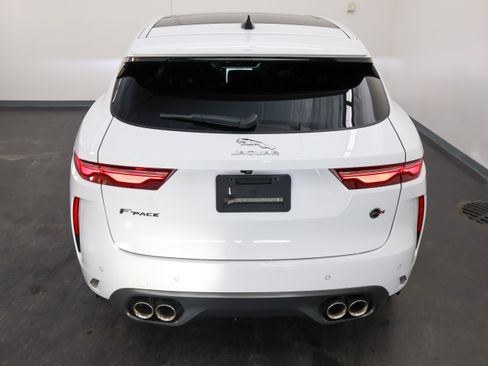 Used 2021 Jaguar F-PACE SVR image 8
