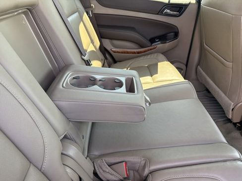 Used 2020 Chevrolet Tahoe Premier w/ Max Trailering Package image 18