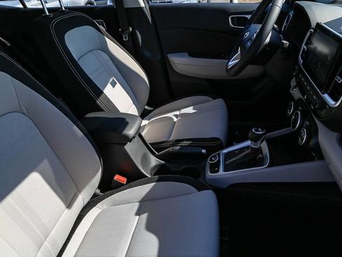 New 2026 Hyundai Venue SEL image 16