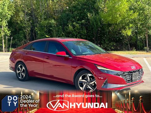 Used 2023 Hyundai Elantra Limited w/ Preferred Accessory Package FWD image 1