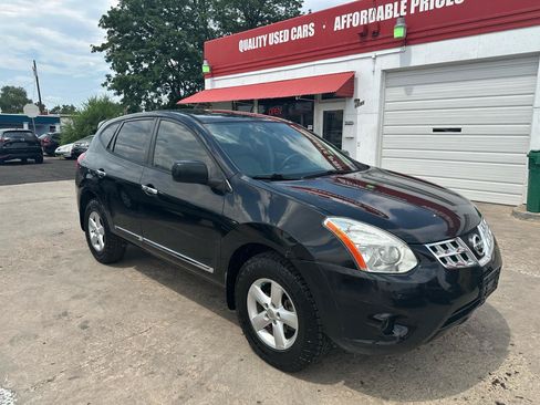 Used 2012 Nissan Rogue S w/ Special Edition Pkg FWD image 3