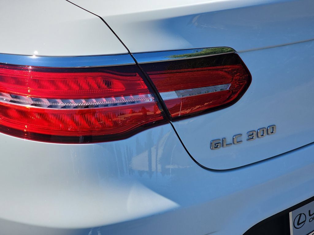 Used 2019 Mercedes-Benz GLC 300 4MATIC Coupe image 37