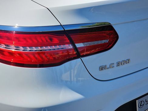 Used 2019 Mercedes-Benz GLC 300 4MATIC Coupe image 37