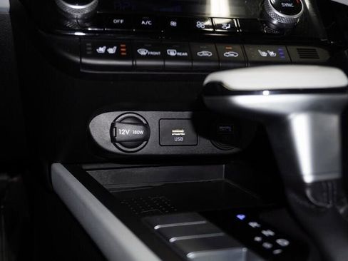 Used 2021 Hyundai Elantra Limited w/ Cargo Package image 18