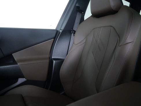 Used 2025 BMW X3 xDrive30i image 23