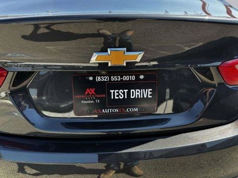 Used 2016 Chevrolet Malibu LT FWD image 19