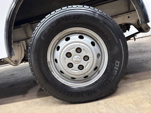 Used 2019 RAM ProMaster 3500 w/ Premium Appearance Group image 29