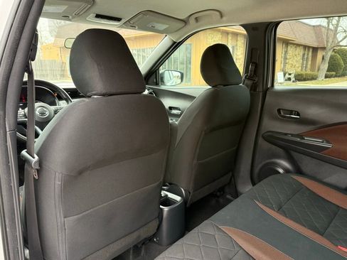 Used 2018 Nissan Kicks SR FWD image 16