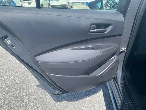 Used 2023 Toyota Corolla LE FWD image 18