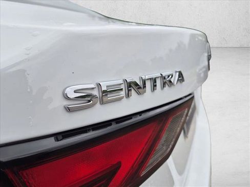 Used 2024 Nissan Sentra SV FWD image 13